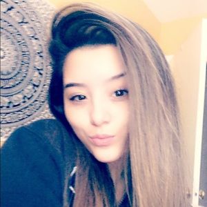 Meet your Posher, Brianna